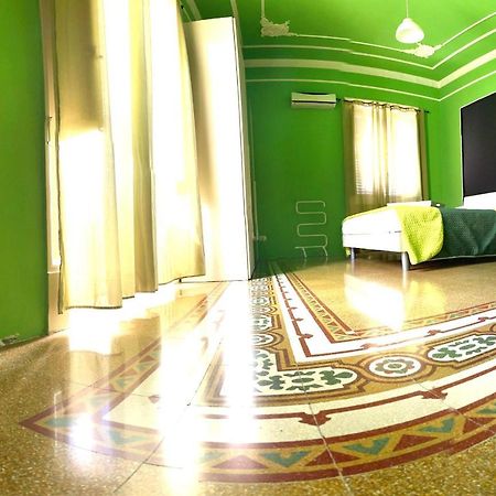Bohème B&B al centro di Palerme Extérieur photo