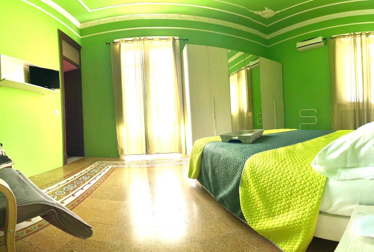 Bohème B&B al centro di Palerme Extérieur photo